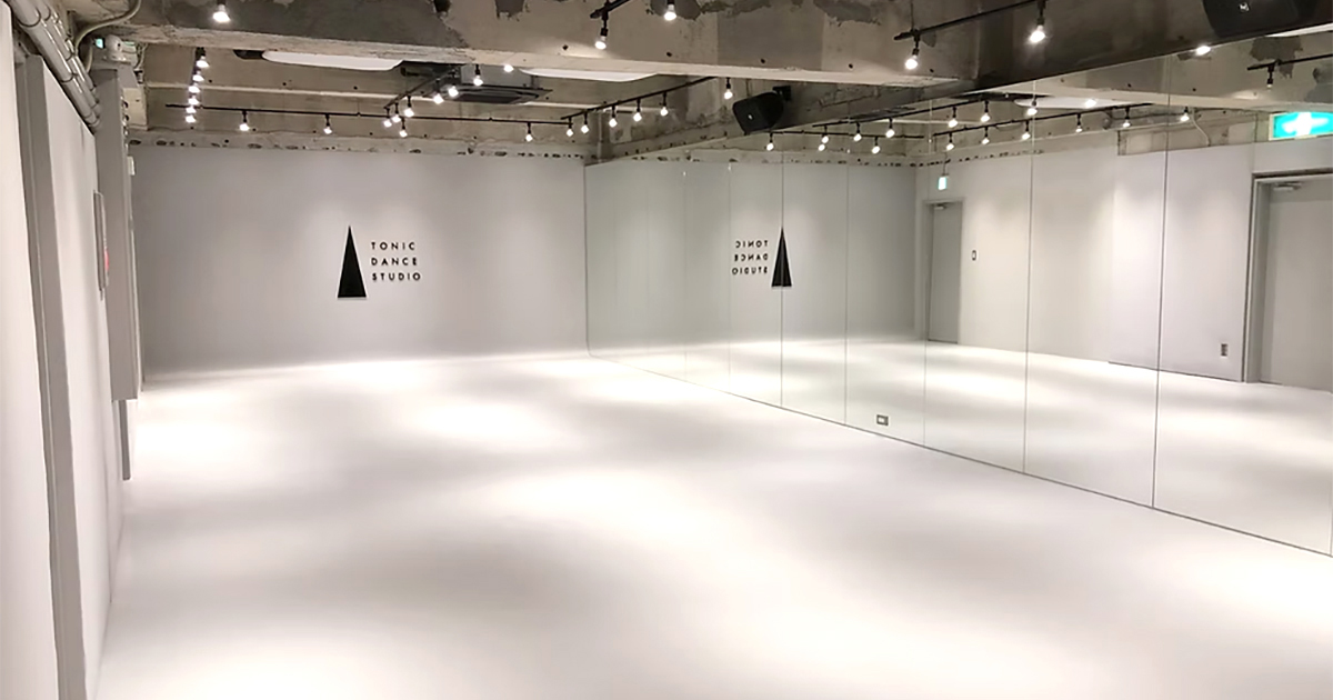 トニック ダンス スタジオ吉祥寺の明るい稽古場