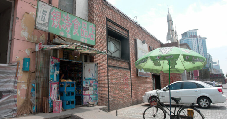 北京朝暘区の街角