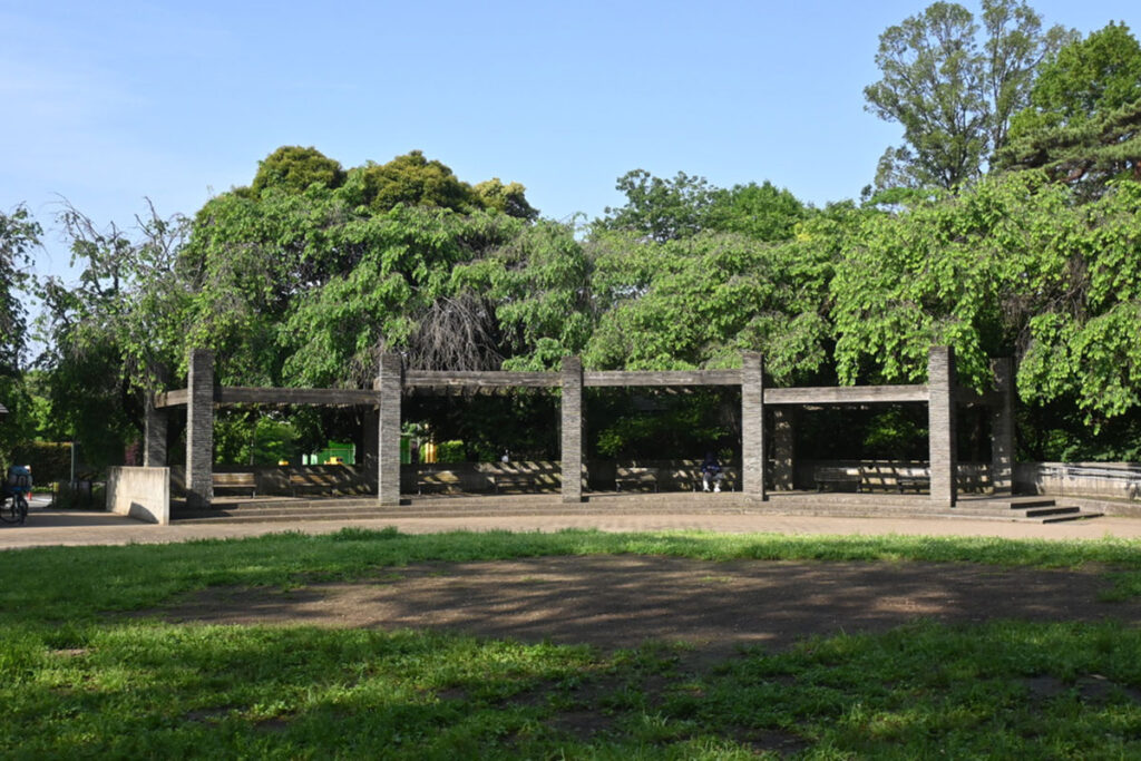 井の頭恩賜公園文化交流広場