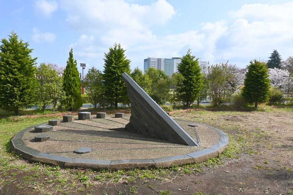 武蔵野中央公園のモニュメント
