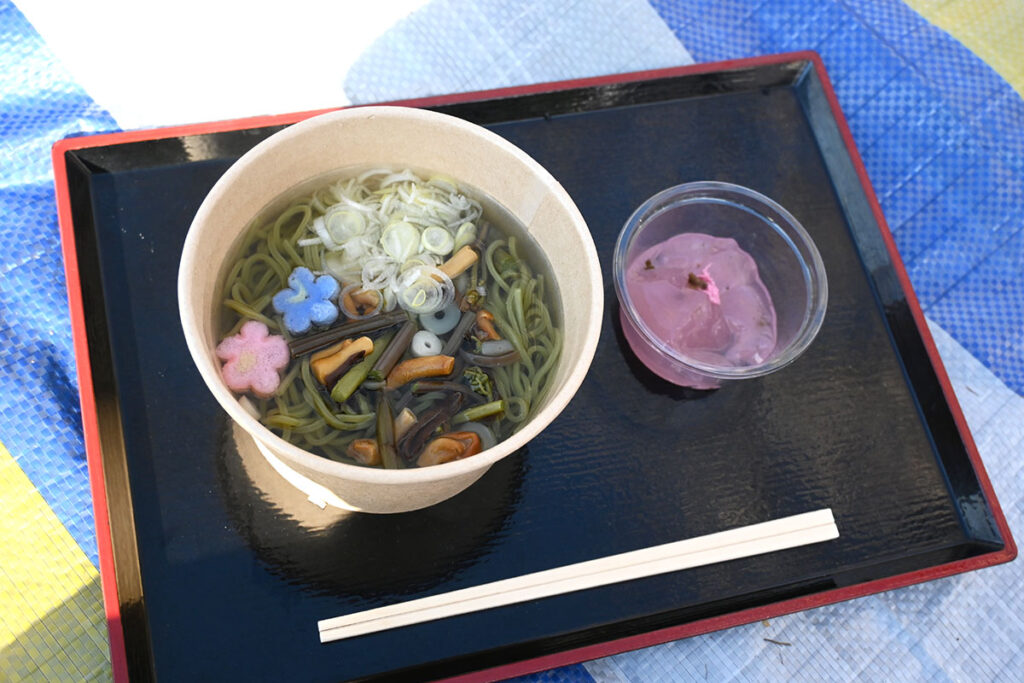 そば茶屋 さくらのお花見そば