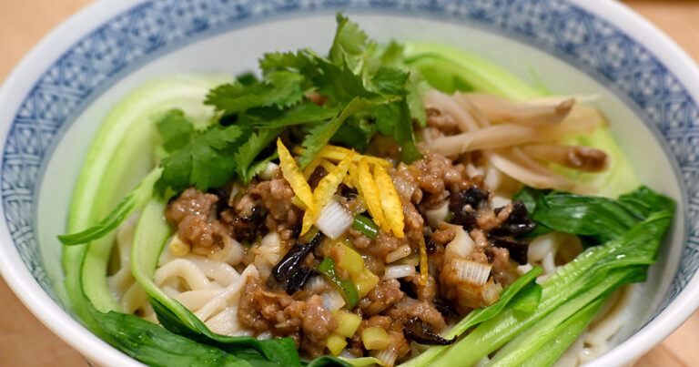 炸醤麺