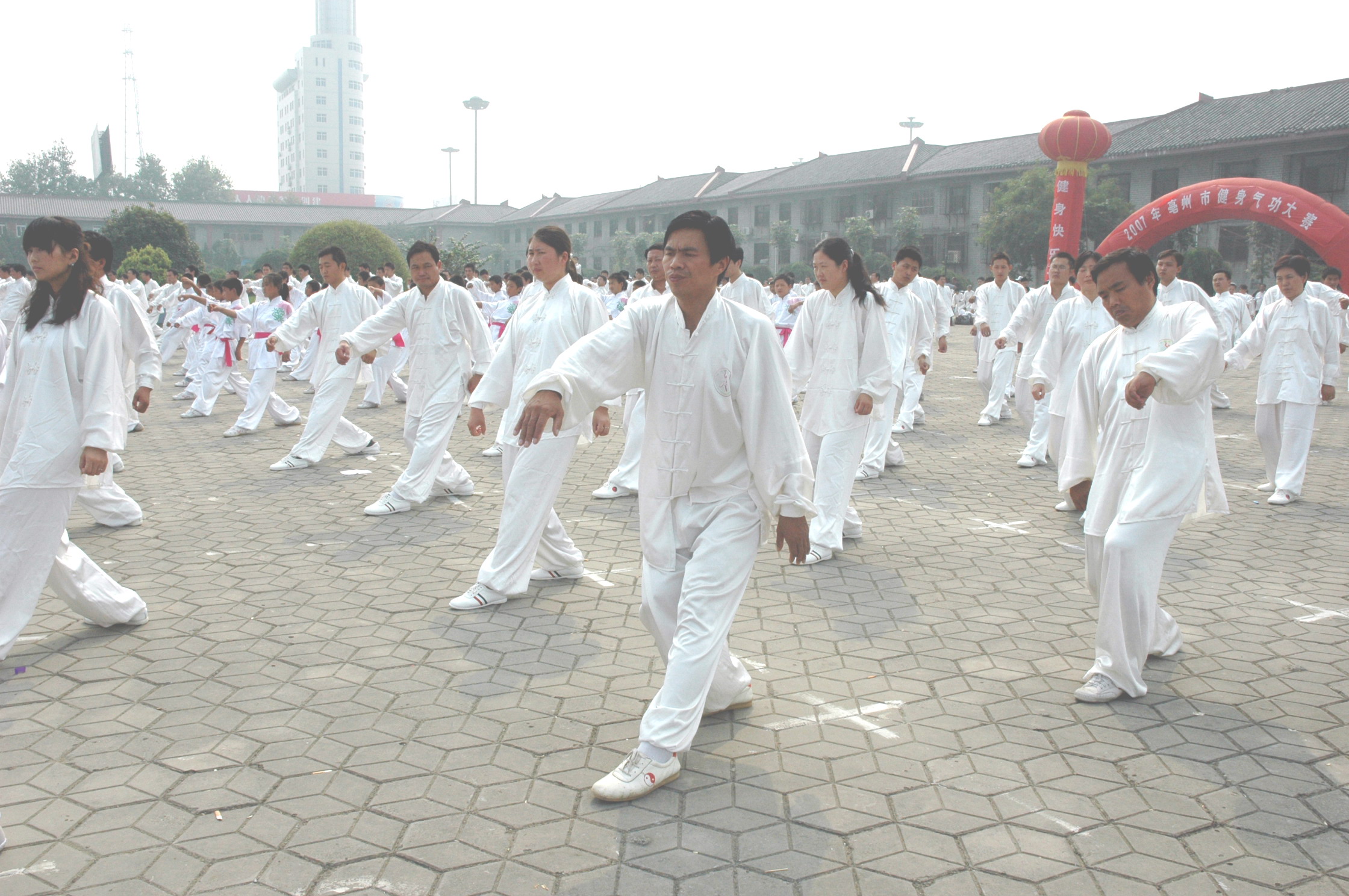 亳州での集団演武の様子(馬偉財老師提供)